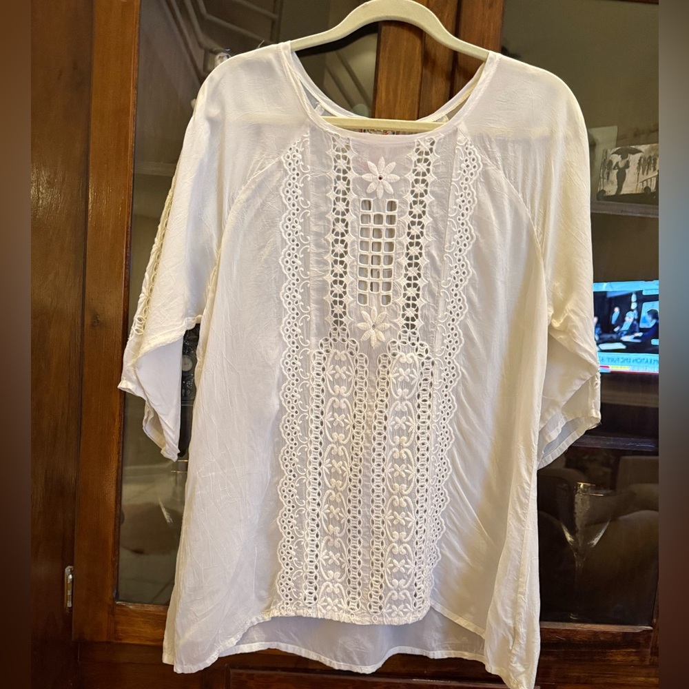 Johnny Was White Embroidered Boho Blouse Medium Sheer 3/4 Sleeve